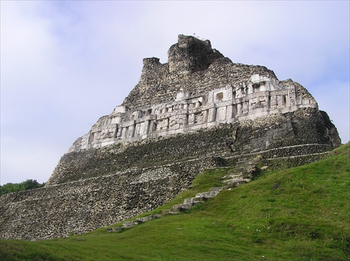 BELIZE_STONE LADY