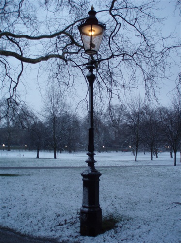 lamp in Green park