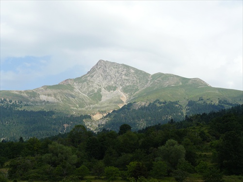 Tymfristos 2315m, skoro ako Kriváň...