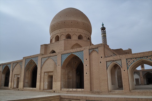 Masjed-e Agha Bozorg