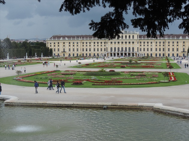 Schonbrunn