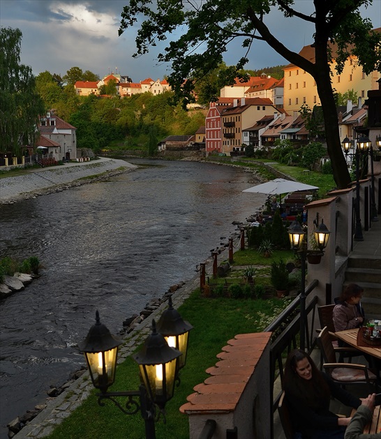 .. podvečer pri Vltave ...