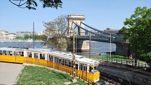 yellow tramway