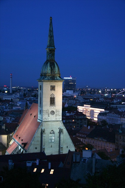 večerný dóm sv. Martina