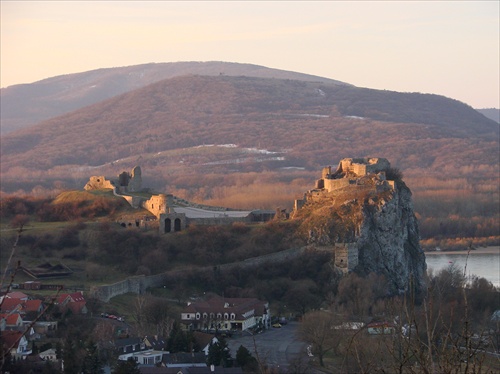 Ranný hrad Devín