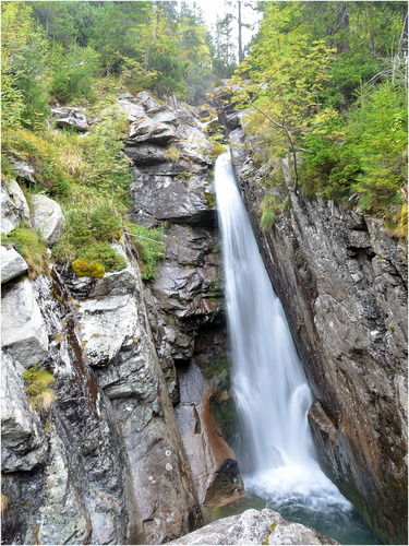 Obrovský vodopád