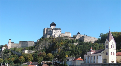 castle & church from Trenchtown