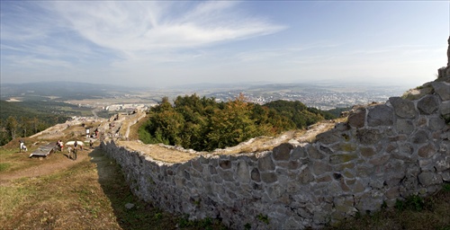 PustýHrad_panoráma