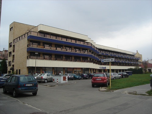 Hotel Satelit