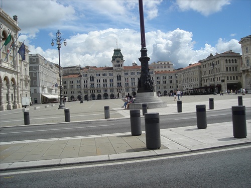 TRIESTE / Terst