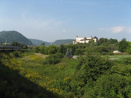 Zvolensky zamok a Pusty hrad