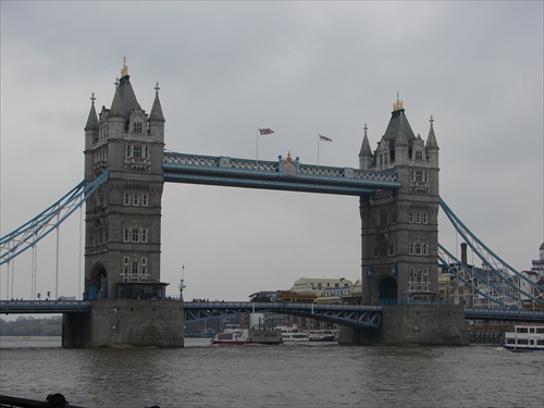 tower bridge