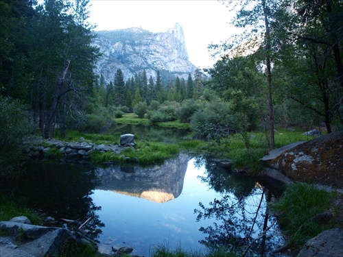 Mirror Lake Yosemithe NP