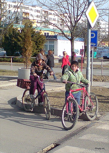 "motorizovaná" minorita...