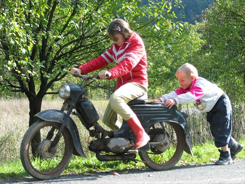 Motocyklistika bez motora