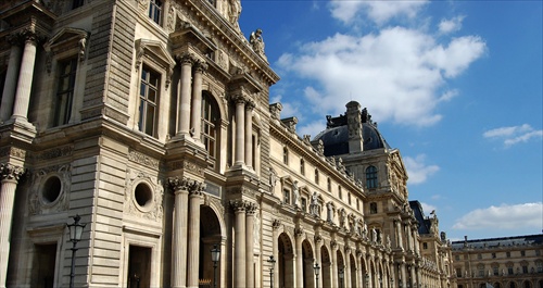 Louvre