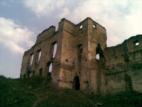 monumentálne ,čas zastal na chvílu