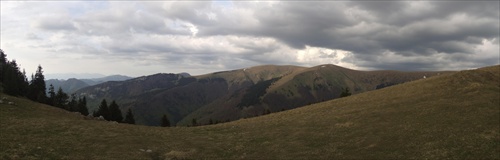 Veľká Fatra - hlavný hrebeň od Kráľovej studne