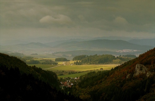 Turská dolina, v pozadí Žilina