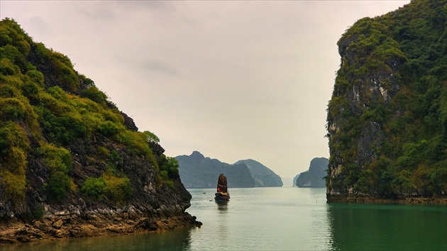 Ha Long Bay