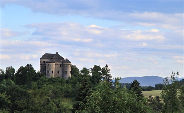 Dolná Mačiná