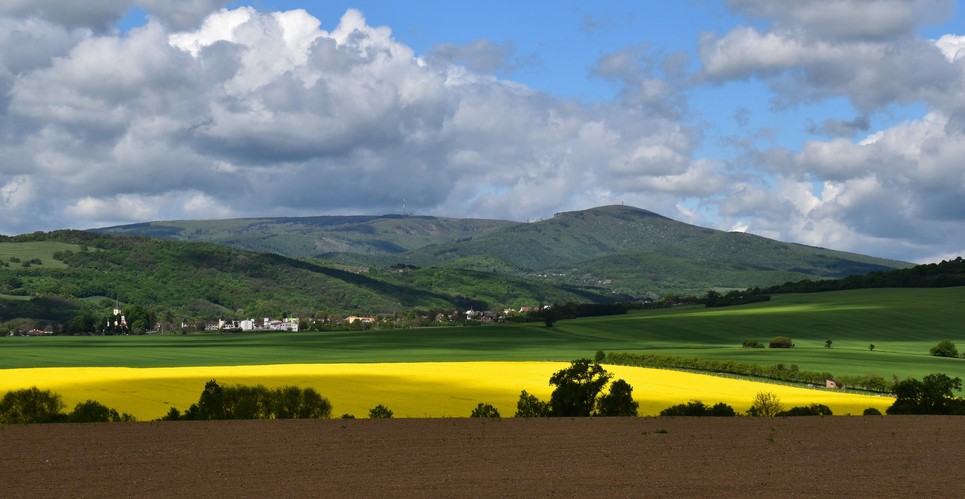 Krajina pod Bielymi Karpatami