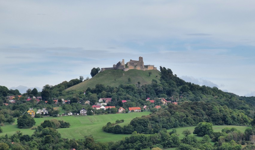 Pod hradom Branč