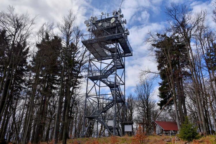 Rozhľadňa Inovec - 1042 m n. m.