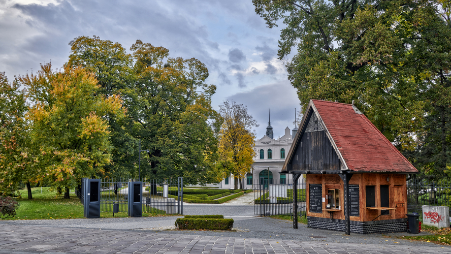 Pri Mestskom parku.