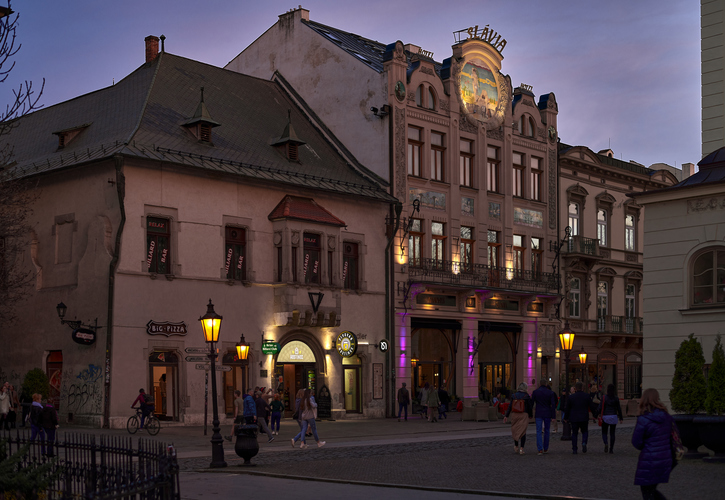 Levočský dom a kaviareň Slávia.