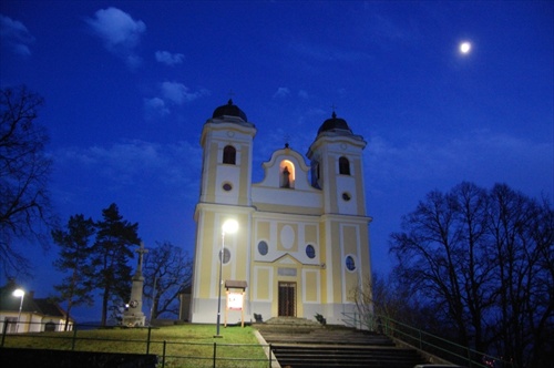 Kostolík na Skalke