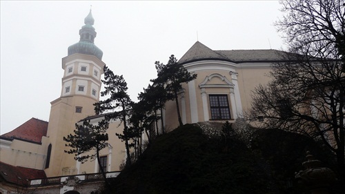 Mikulov-zámek