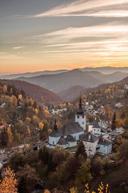 Zapad slnka nad Spanou Dolinou