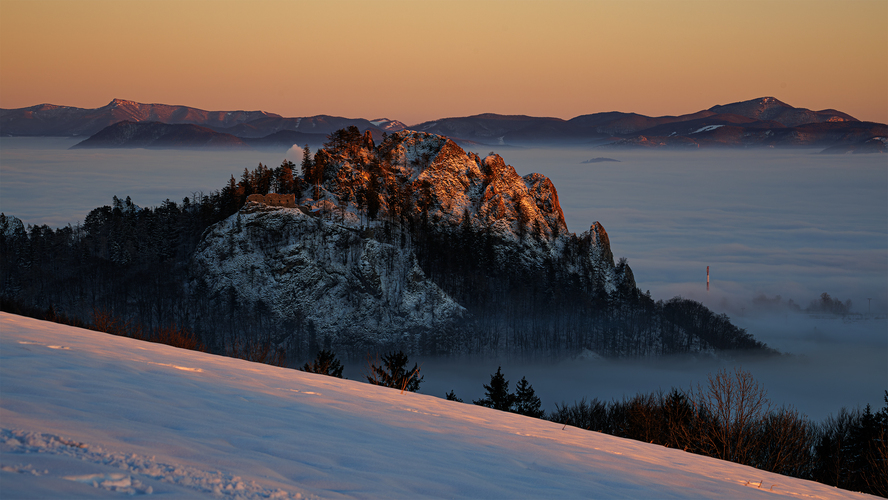 Vršatské hradné bralo