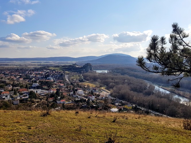 Pohľad na Devín