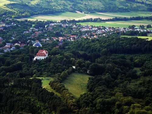 Utopené v zeleni