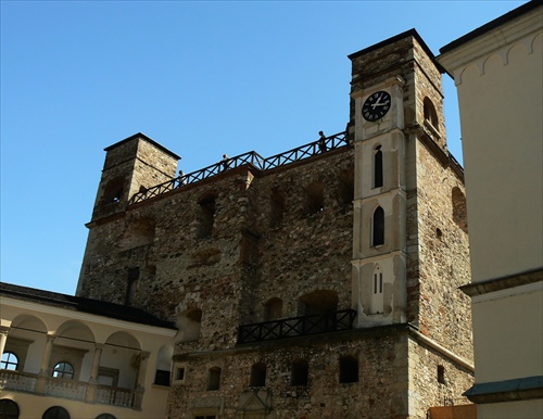 Hrad Sarospatak