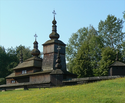 Drevený kostol-skanzen