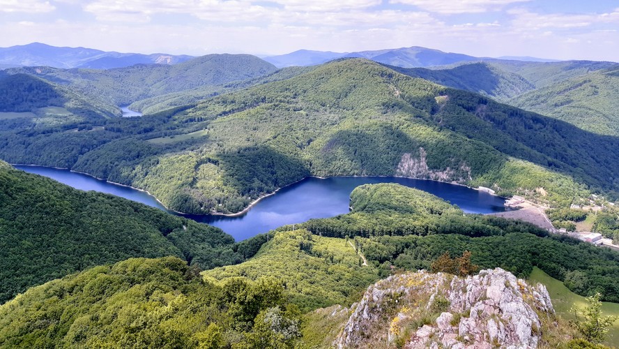 Ružín.Pohĺad z vrchu Sivec.