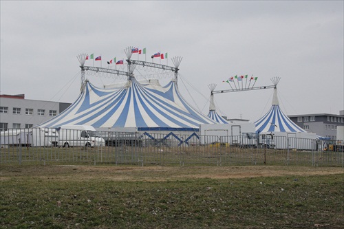 Cirkus bude.