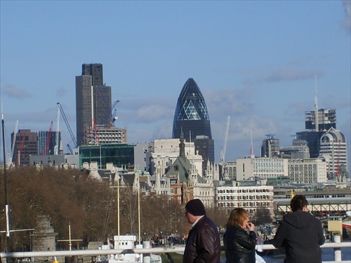 London - "vajíčko"