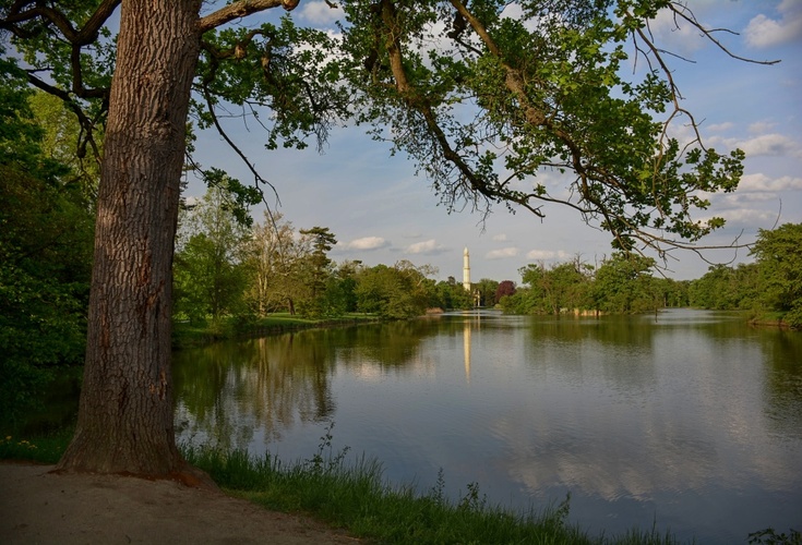 Jaro pod minaretem