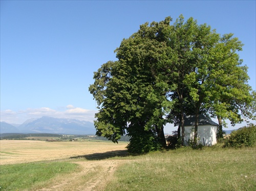 Kaplnka nad Dovalovom