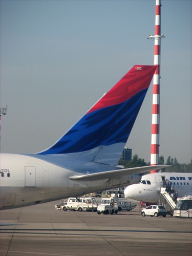 Chvosty lietadiel XIV - Delta Air Lines Boeing 763ER