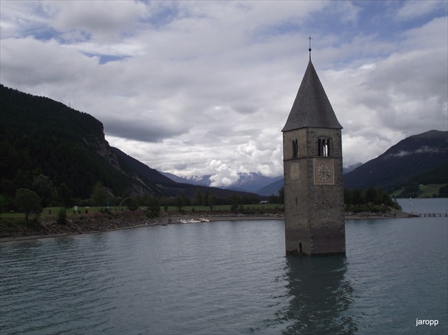 Lago di Resia