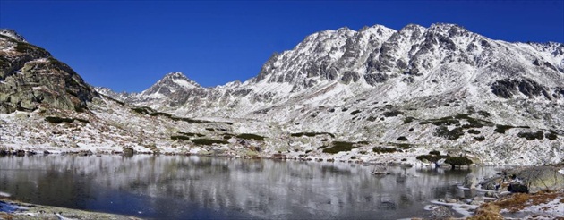 Pleso nad vodopádom Skok