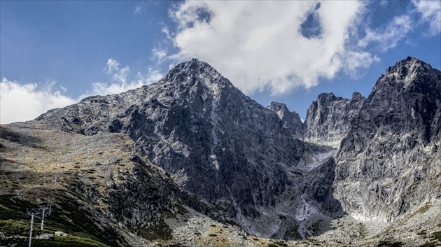 Lomnický štít  (2 633 m n. m.)