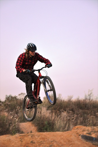 Dirt jumping