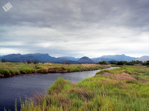 River to the mountains