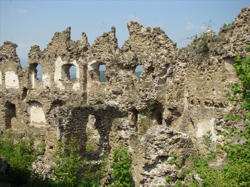 hrad Šášov